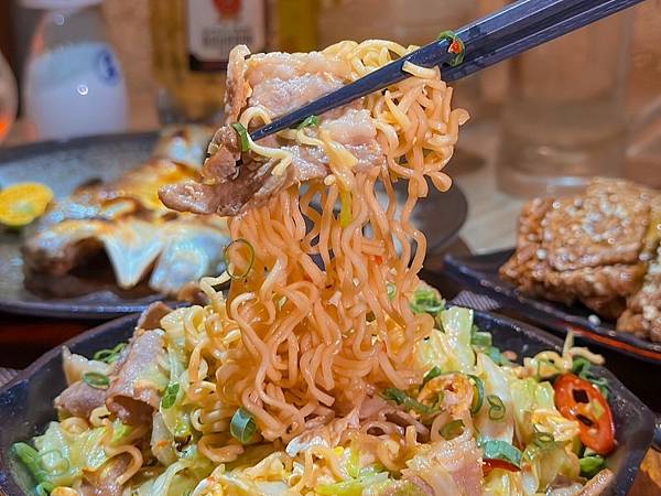 2024台北市高CP值居酒屋｜激安の吉烹酒場｜暢快酒飲放題！