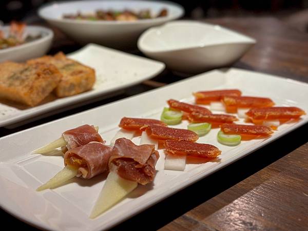 2024好米亞餐酒館 全新菜單｜極品濃郁鮑魚干貝雞湯 整隻肥